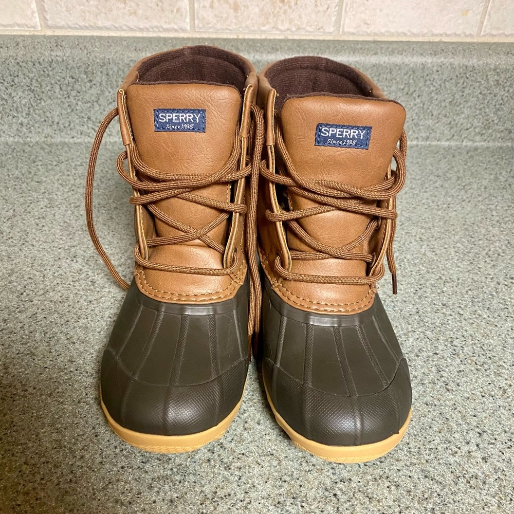 Boys Sperry duck boots